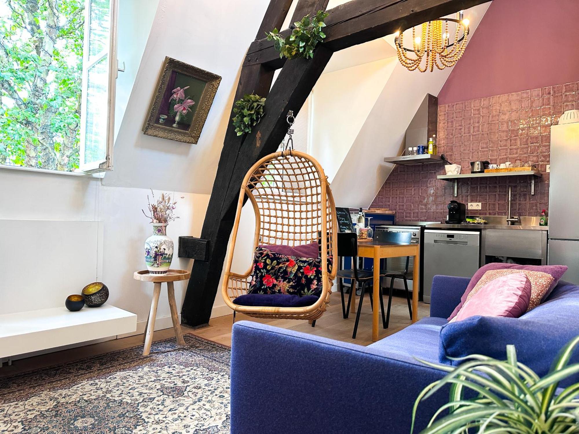 Gloria'S Loft Op De Grote Markt 布雷达 外观 照片